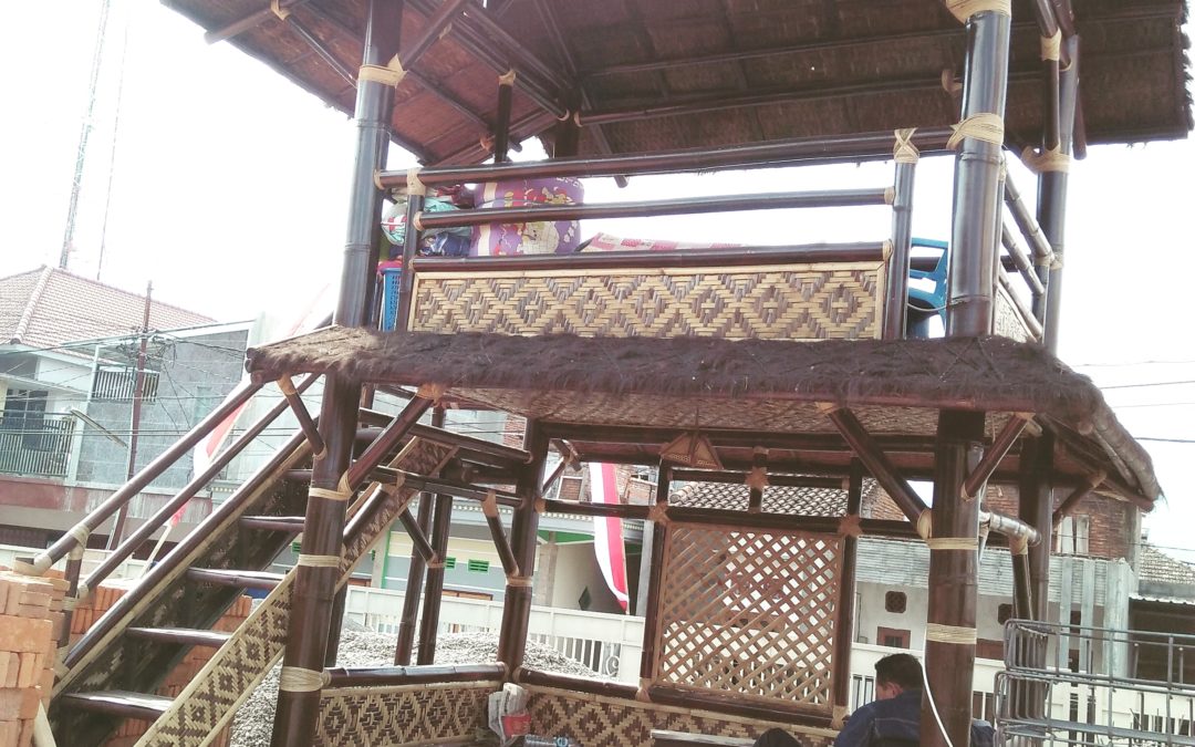 Gazebo Bambu Tingkat