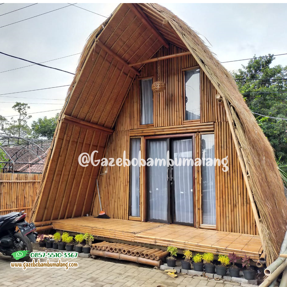 rumah lumbung bambu